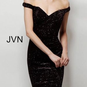 Jovani Size 4 Black Off-the-Shoulder Cocktail